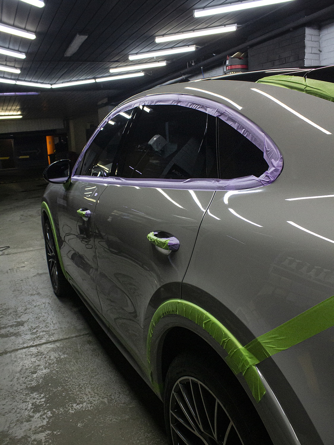 Porsche Cayenne grey