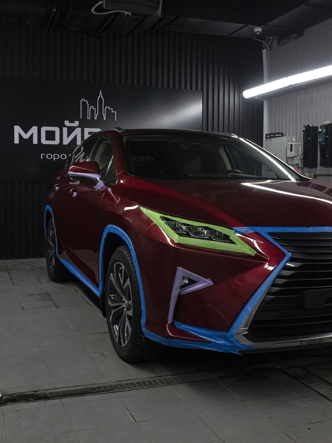 Lexus RX 350 red